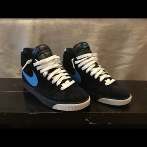 NIKE BLAZER MENS